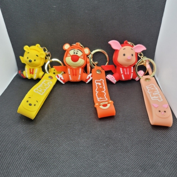 Other - 3× Winnie the Pooh 3D Figure Keychains - Pooh, Tigger, Piglet